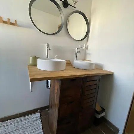 Joli Duplex De 75m2 A 10mn A Pieds De La Апартаменты Ле-Лаванду